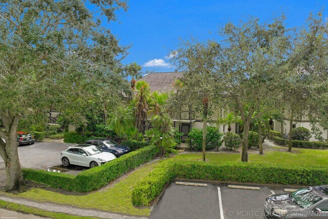 Building Photo - 13334 Polo Club Rd
