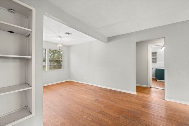 Building Photo - 1714 N Avenue H