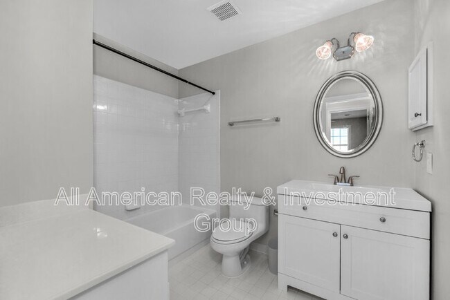 Building Photo - 1467 Oakmont Pl