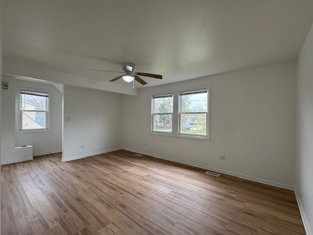 Building Photo - 147 Country Club Dr
