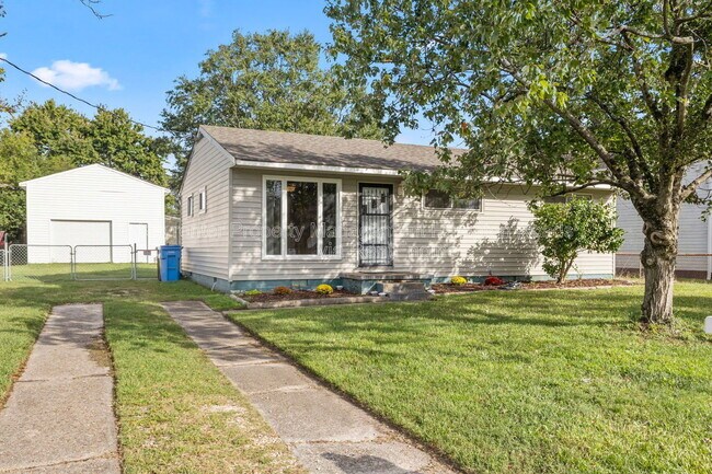 Primary Photo - 4707 Dermott St