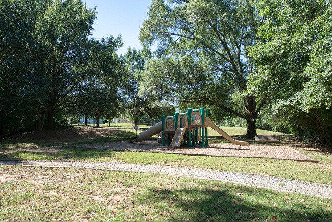 Building Photo - 333 Weatherstone Pl