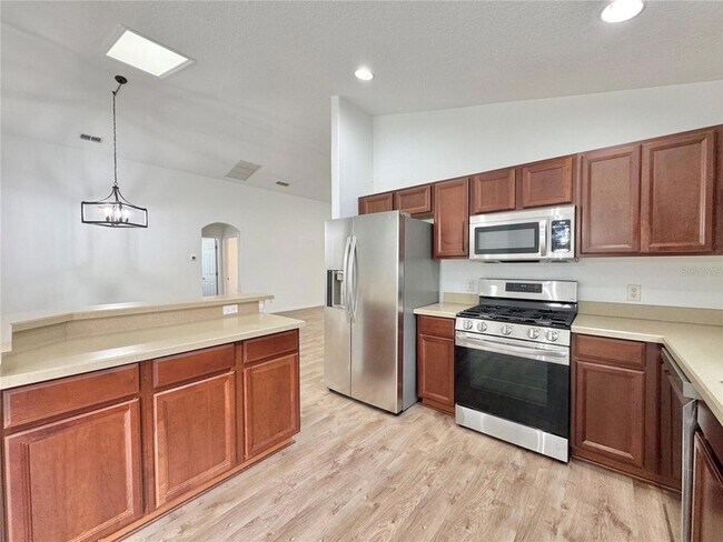 Building Photo - 502 Viola Dr