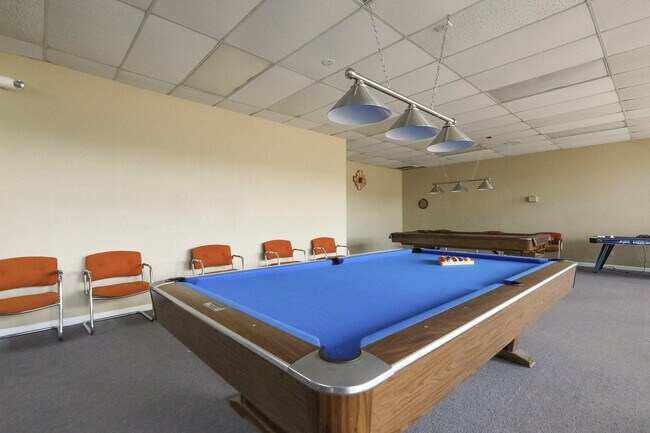 Building Photo - 7081 Environ Blvd