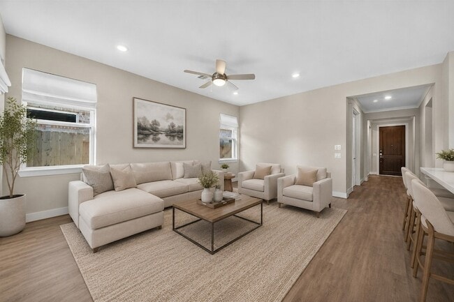 Building Photo - 5350 Lantana River Ln