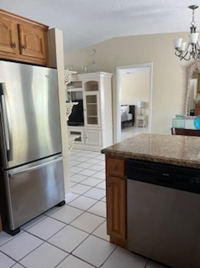 Building Photo - Large home on corner lot! Price reduced!