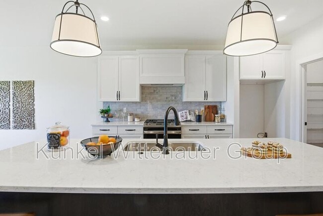 Building Photo - 829 Bushwood Way
