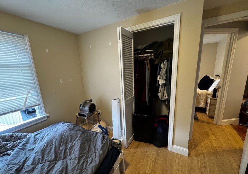 Building Photo - 74 Frederick Ave