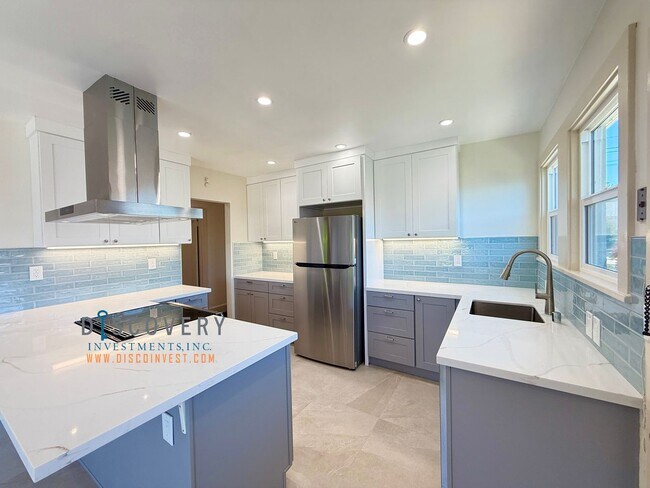 Building Photo - Newly Renovated & Turn-Key Home in Prime El Cerrito Walking Distance to BART and Parks