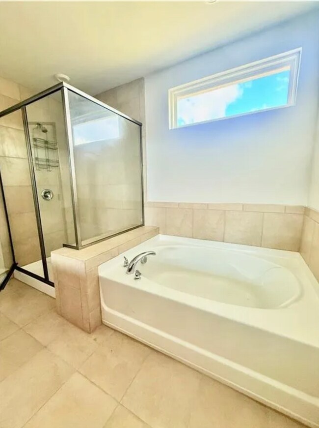 Building Photo - 212 Himalaya Way