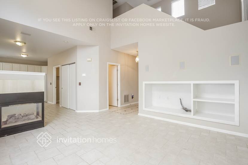 Building Photo - 5364 Goshawk St