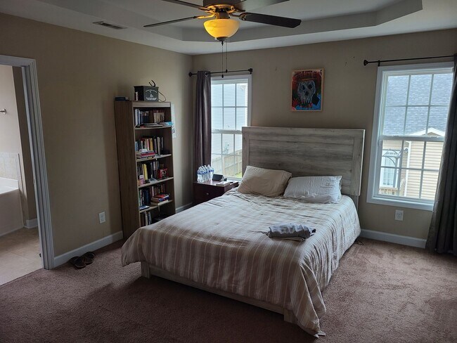 Building Photo - 4 Bedroom 2.5 Bath unfurnished home - Peggy's Cove Sneads Ferry
