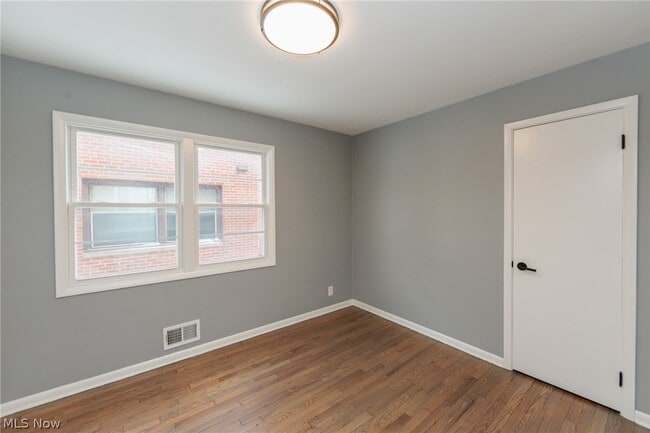 Building Photo - 2539 Warrensville Center Rd