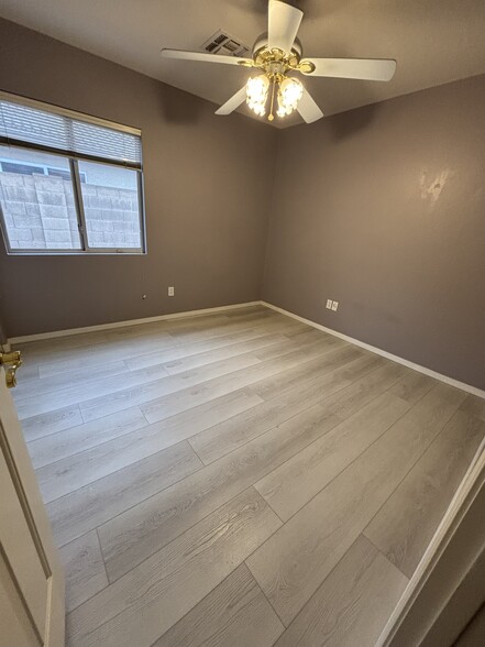 second bedroom - 3464 S Moccasin Trl