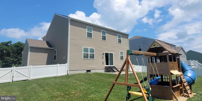 Building Photo - 109 N Marshview Terrace