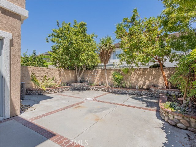 Building Photo - 428 Condor Ave