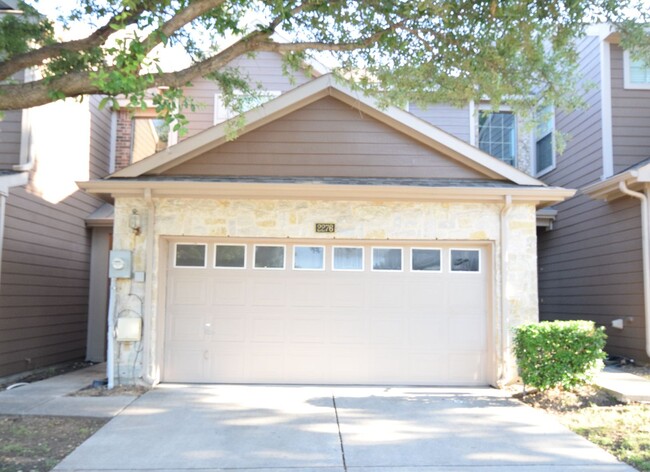 Primary Photo - Beautiful 2 bed, 2.5 Bath Townhome in Plano
