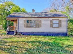 Building Photo - 607 McArthur Blvd