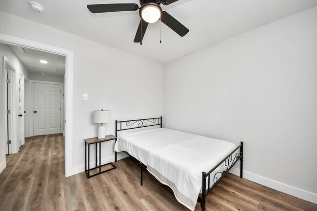 Building Photo - 5115 Clay St