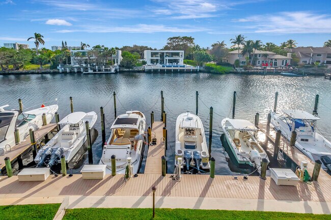 Building Photo - 210 Captains Walk