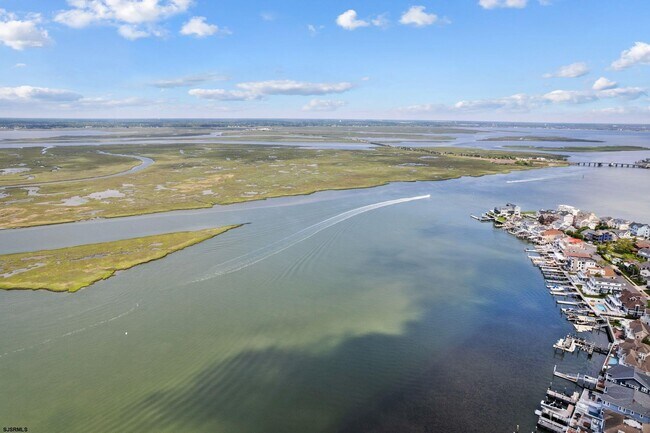 Building Photo - 116 N Decatur Ave