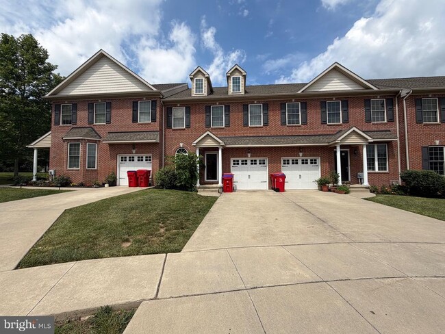 Building Photo - 2735 Keebler Ct