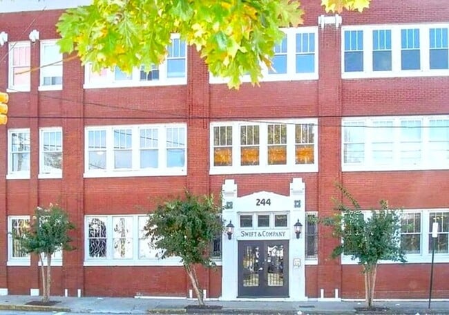 Primary Photo - 244 Peters St SW