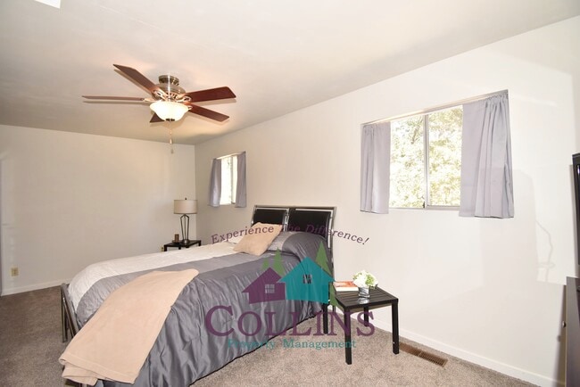 Building Photo - 15969 Durango Ln