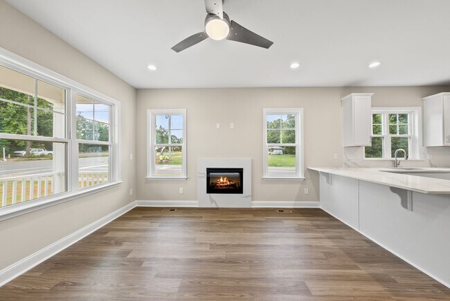 Building Photo - 7996 Humie Olive Rd