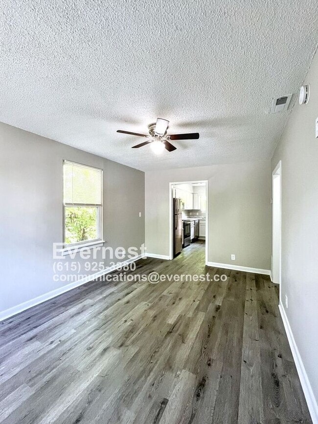 Building Photo - Spacious 4-Bedroom, 2-Bathroom Home with C...