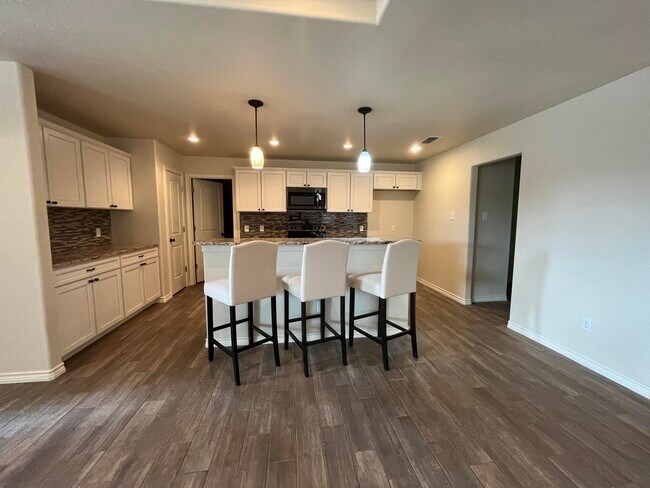 Building Photo - 10327 Avenue X