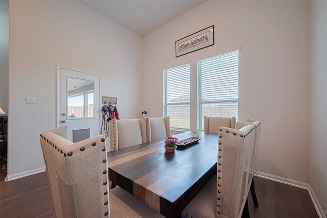 Building Photo - 308 Morning Dove Trl