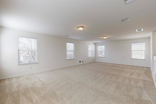 Building Photo - 17308 Crazy Arm Rd