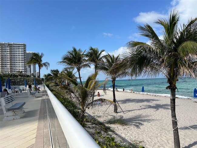 Primary Photo - 2030 S Ocean Dr