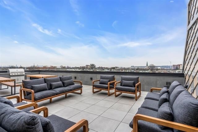 Building Photo - 345 AVENUE A Ave