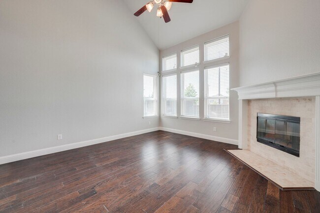 Building Photo - Welcome to this beautiful 4-bedroom, 3.5-b...