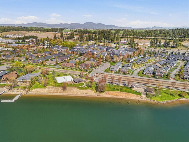 Building Photo - 4505 Greenchain Loop