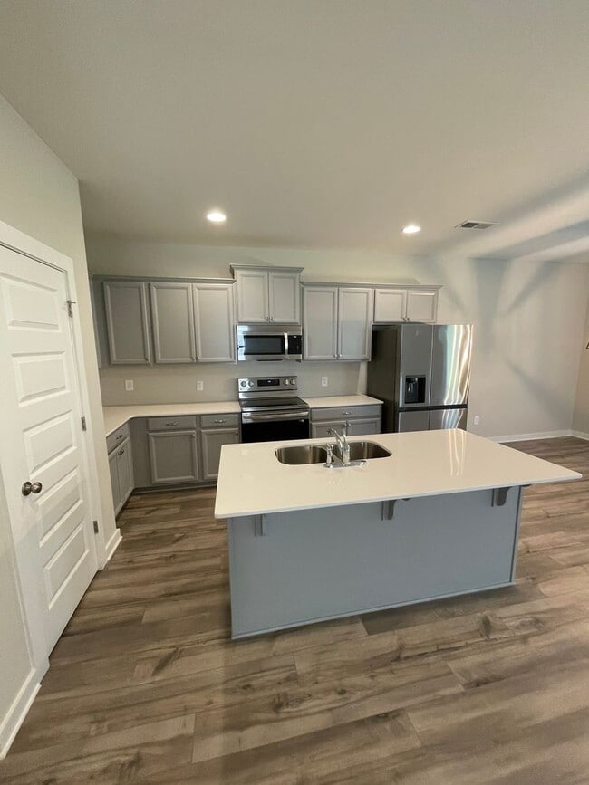 Building Photo - Home for Rent in Calera, AL!!!  View with 48 Hours Notice!  DEPOSIT PENDING!