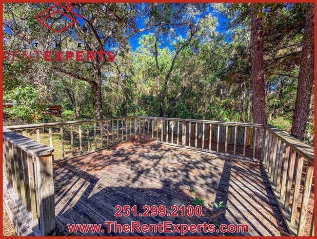 Building Photo - 817 Timbers Dr