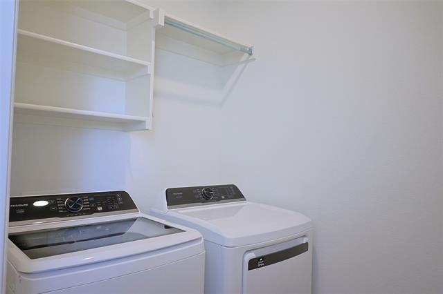 Building Photo - 1009 Rockrose Dr