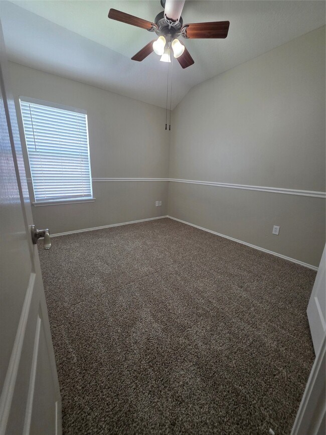 Building Photo - 2518 Sandvalley Way