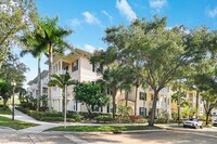 Building Photo - 275 Murcia Dr
