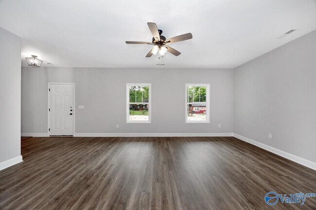 Building Photo - 1713 Golf Club Ln NW