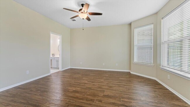 Building Photo - 9722 Therrell Dr