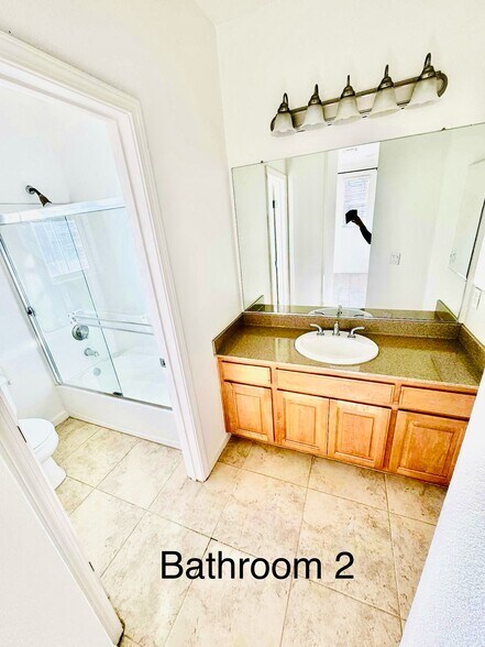 Building Photo - 205 Parc Place Dr