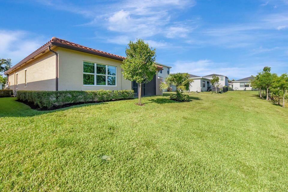 Building Photo - 6051 Stonecrest Ct