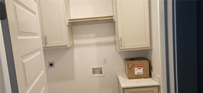 Building Photo - 832 Dockery Ln