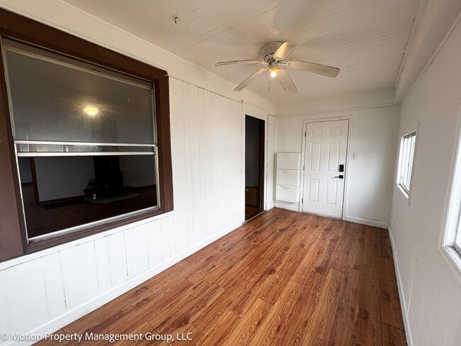 Building Photo - 1814 S Holly St