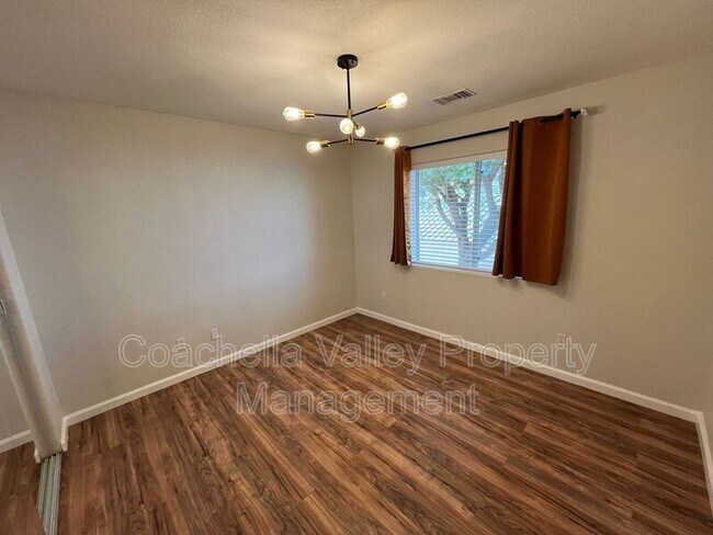 Building Photo - 69731 Willow Ln