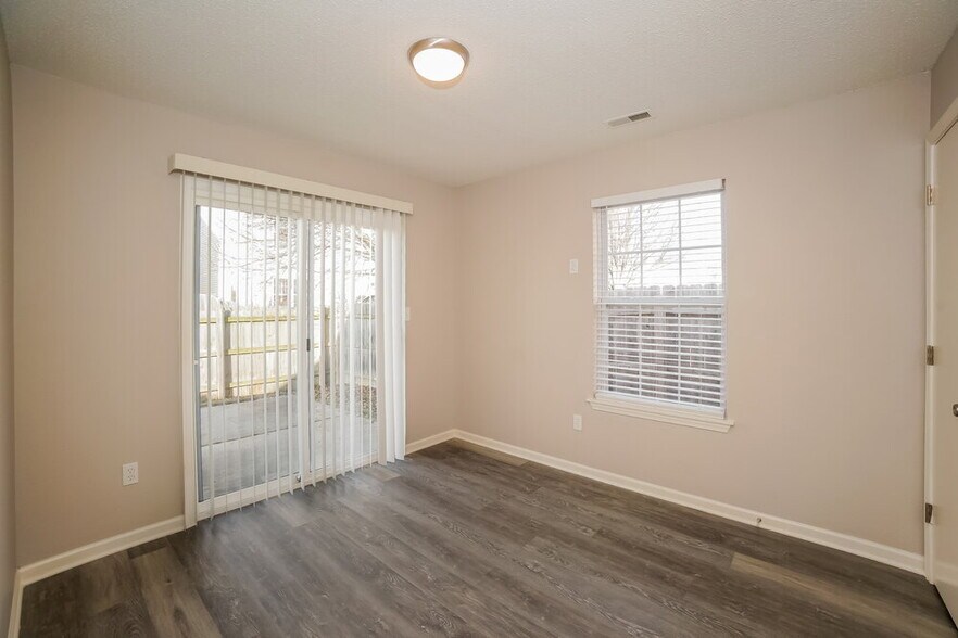 Building Photo - 4312 Village Trace Dr